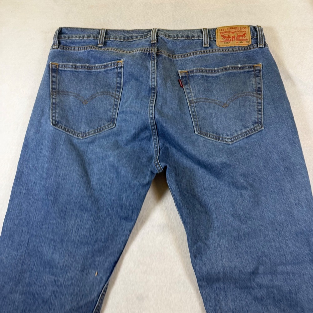 Levis 505 Regular Fit Straight Leg Jeans Mens 38x30 Medium Wash Blue Denim